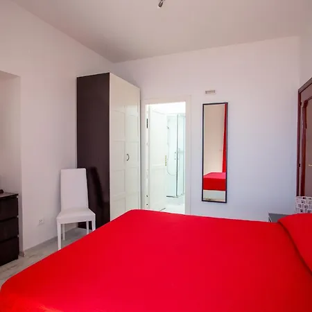 Donna Giulia-2