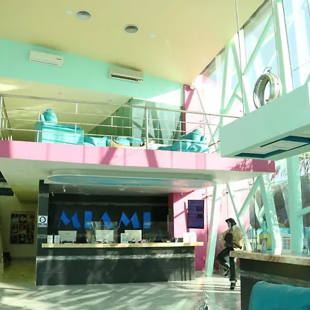 Miami Inn-2