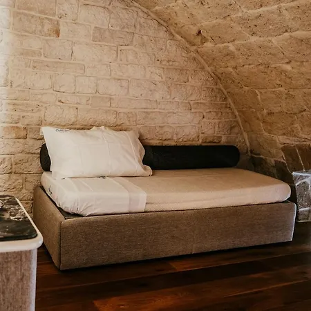 Pietraluna luxury b&b-2
