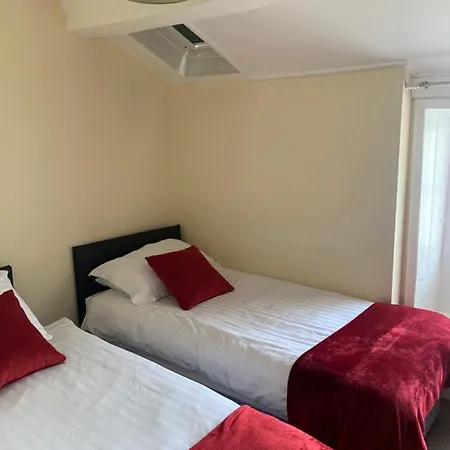 Crown Hotel-2