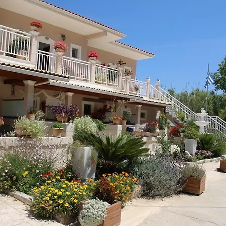 Santa Barbara Lakis Apartments-2