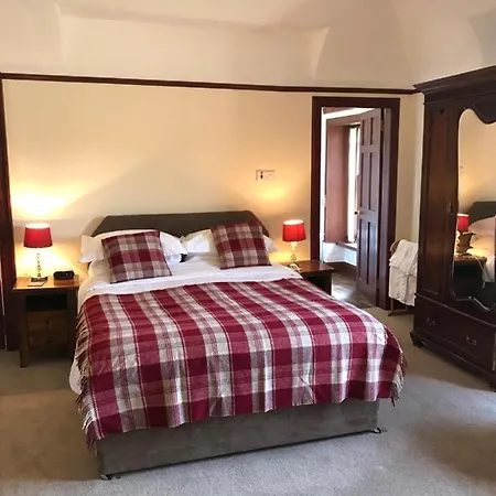 Cavell House-2