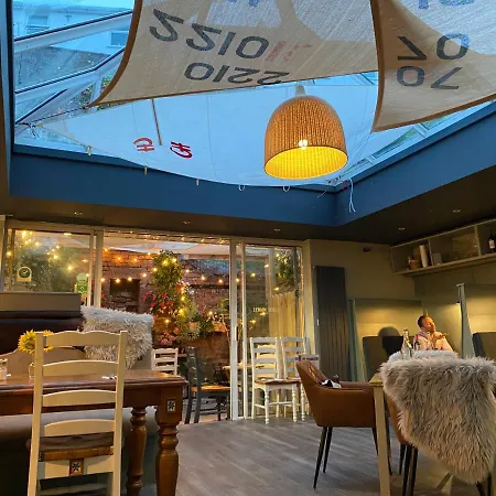 The Lemon Leaf Café Bar&Townhouse-3