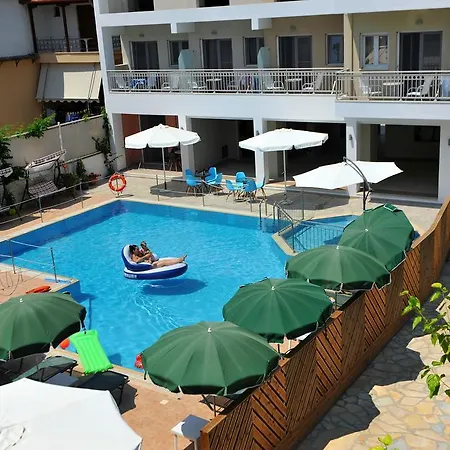 Aggelos Apartments & Deluxe Studios-3