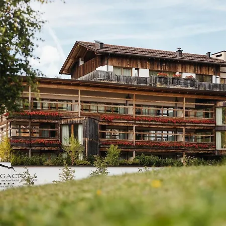 Lagacio Hotel Mountain Residence-3
