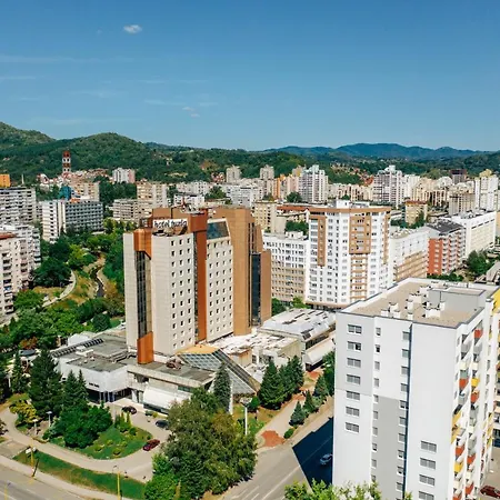Grand Hotel Tuzla-3