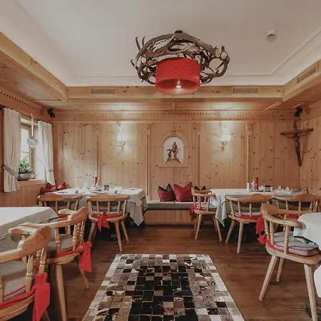 Hotel & Appartements Tiroler Buam-3