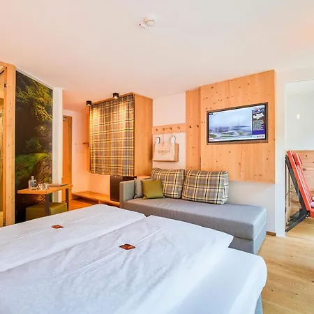 Mountain Design Hotel Eden Selva-3