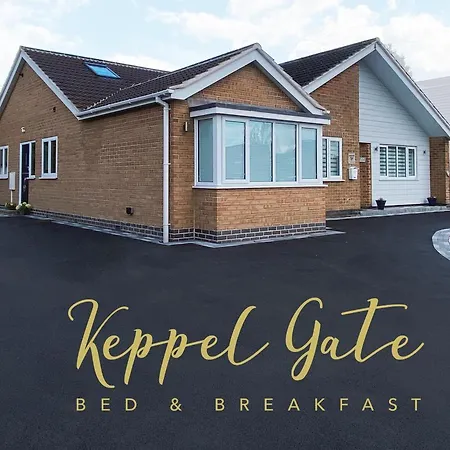 Keppel Gate B&B - Silver Birch Ensuite Room-2