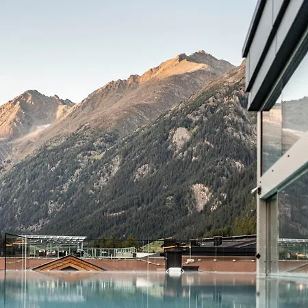 Die Berge Lifestyle-Hotel Soelden-3