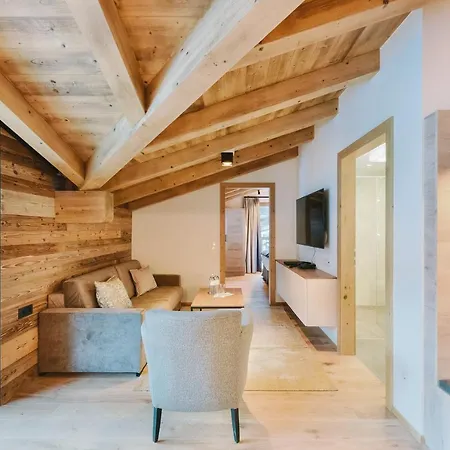 Venediger Lodge-2