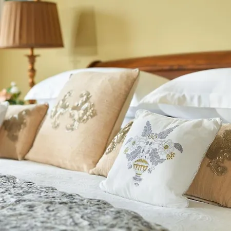 Heatons Guesthouse-2