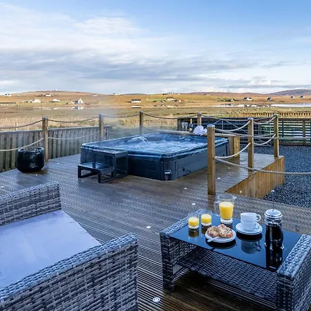 Benview Bed And Breakfast & Luxury Lodge, Isle Of North Uist-2
