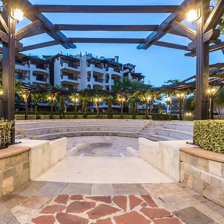 Oasis Beach Club-2