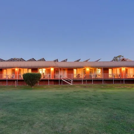 Tooleybuc Club Motor Inn-2