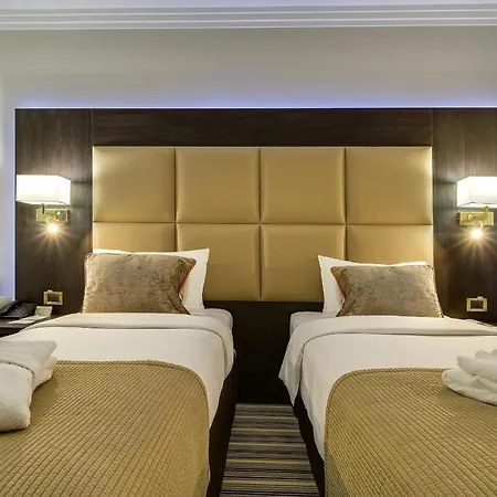 Premier Hotel Dnister-3