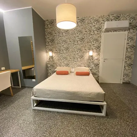 La Taverna Antica Rooms-3