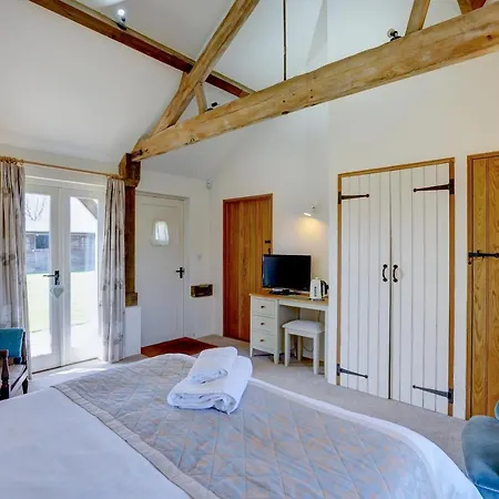 Red House Farm Accommodation-2