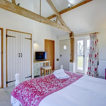 Red House Farm Accommodation-3
