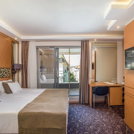 Marmara Hotel Budapest-3