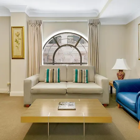 Manor Apartment Hotel-3