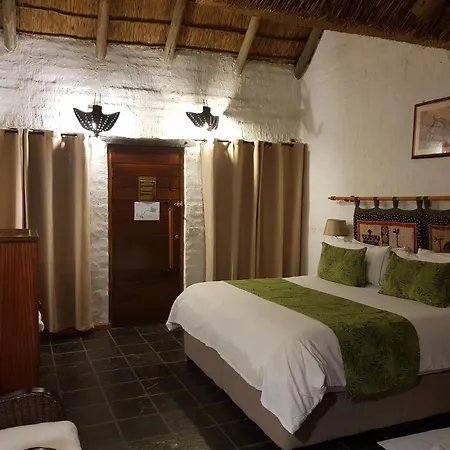 Misty Hills Country Hotel, Conference Centre & Spa-3