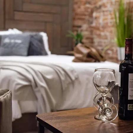 48 King West Boutique Hotel-3
