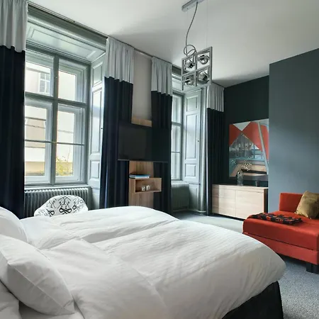 Saint Shermin Bed Breakfast & Champagne-3