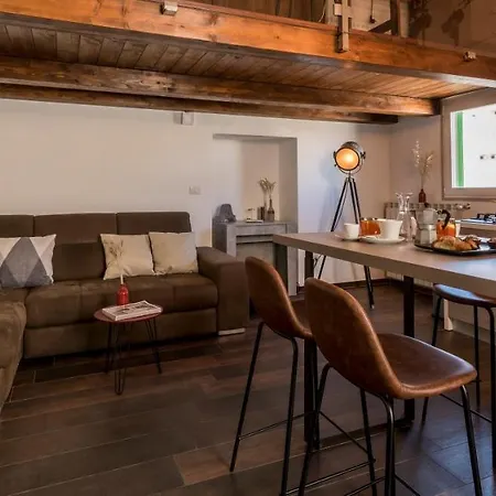 Suite 39-3
