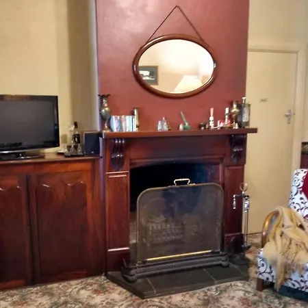 Walnut Cottage-2