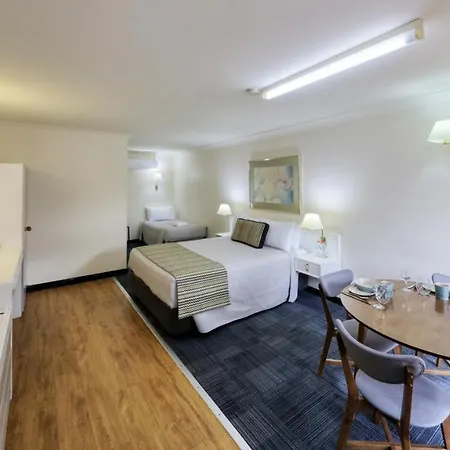 The Palms Dubbo-2