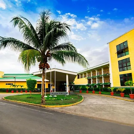 Playa Tortuga Hotel And Beach Resort-2