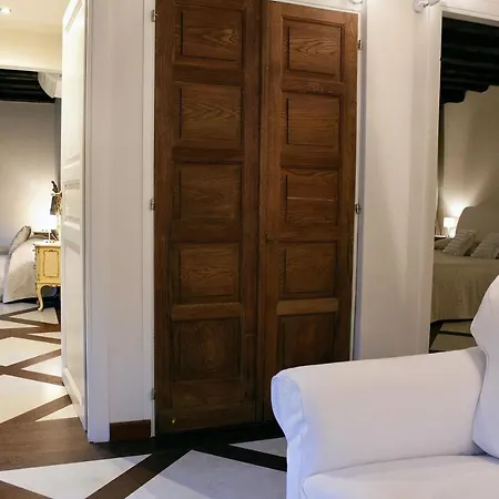 Ca Spada 2 Bedrooms & 2 Bathrooms Venice Apartment-2