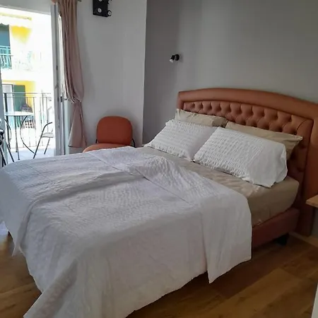 Villa Carlotta Grado-2