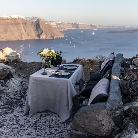 Nimbus Santorini-3
