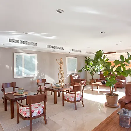 Maristel Hotel & Spa - Adults Only-3