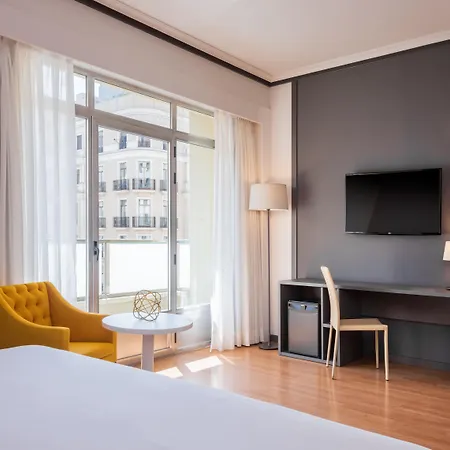 Hotel Madrid Plaza de España, Affiliated by Meliá-3
