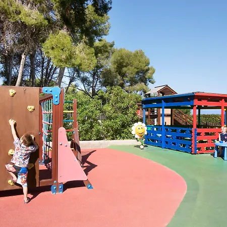 H10 Mediterranean Village-3