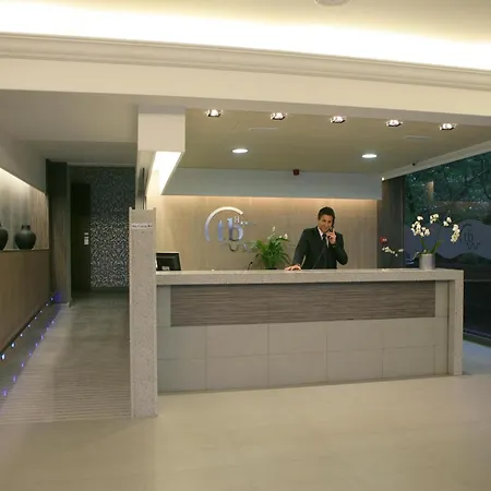 Tossa Beach Center-2