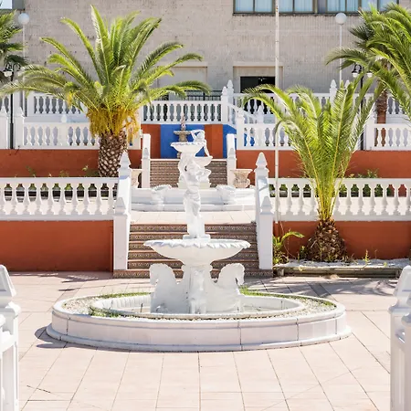 Hotel Ilunion Las Lomas-3