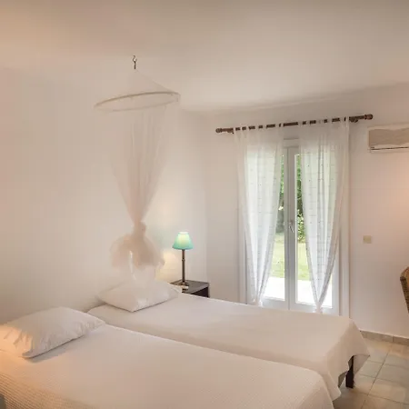 Skiathos Holidays Suites & Villas-3