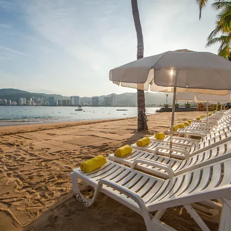 Park Royal Beach Acapulco-2