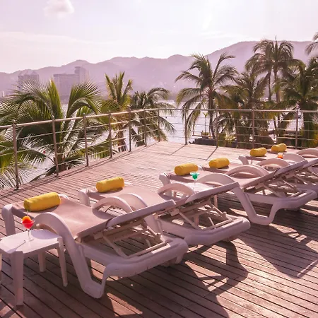 Park Royal Beach Acapulco-3