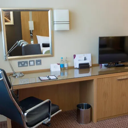 Crowne Plaza London Ealing By Ihg-3