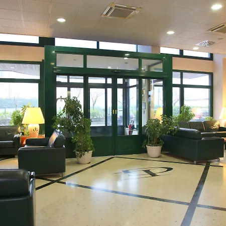 Phi Hotel Emilia-3