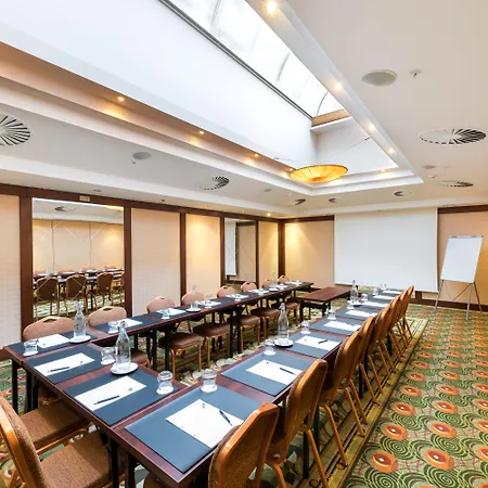 Lindner Hotel Prague Castle, Part Of Jdv By Hyatt-3