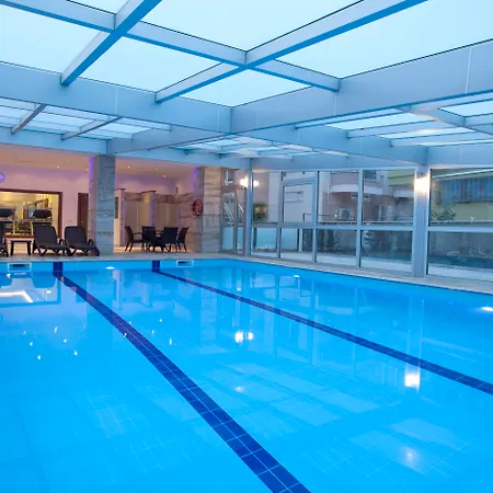 Riviera Hotel&Spa-3