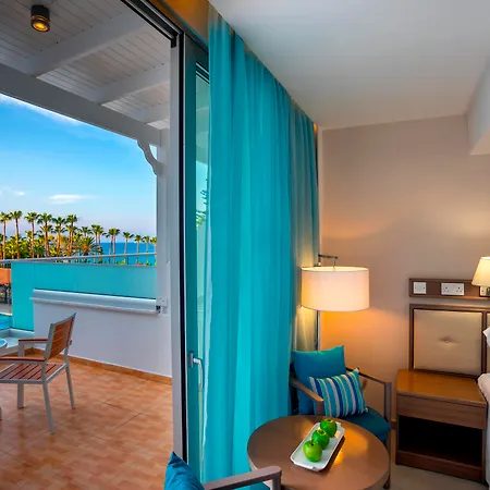 Cavo Maris Beach Hotel & Suites-3