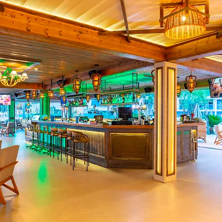Limanaki Beach Hotel&Suites-2
