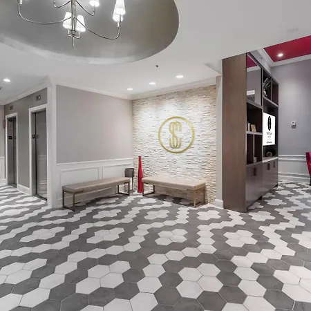 Hotel Saint Clair - Magnificent Mile-3